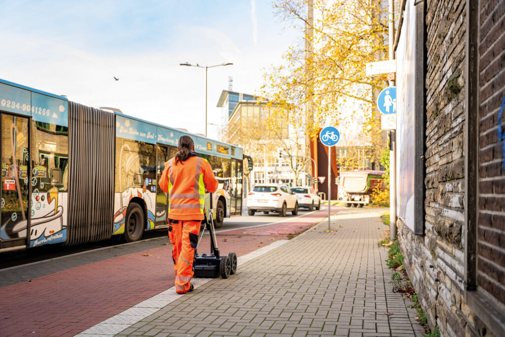 scan arbeiten für die planung von baumaßnahmen in bochum entlang eines radweges